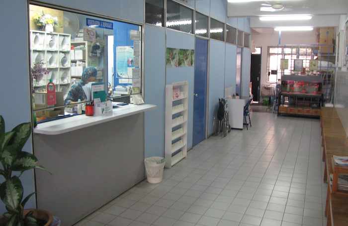 photo of the waiting room for the Clinic Austrailia