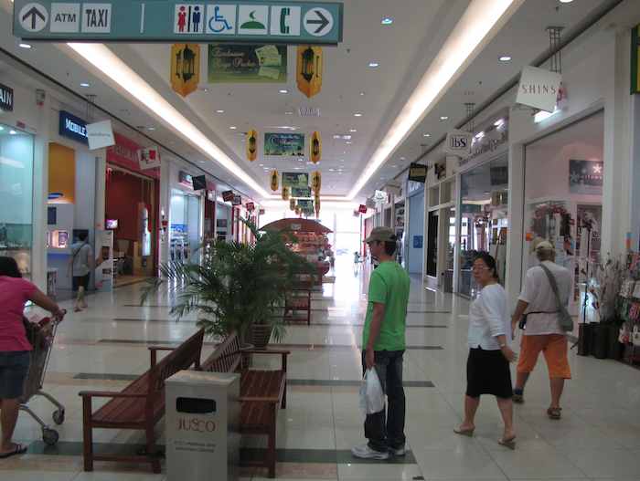 photo of the stores at the mall