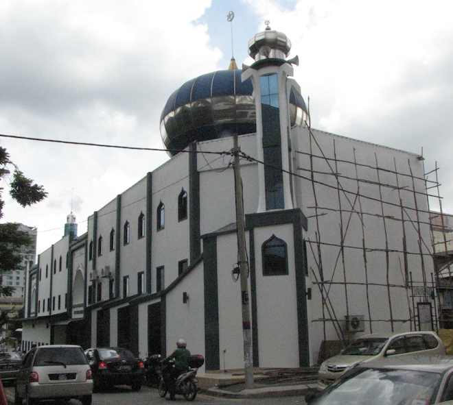photo of the Masjid India mosque