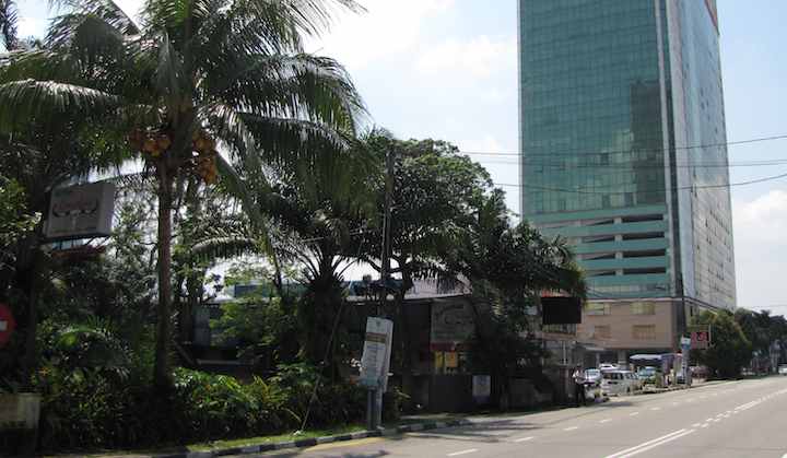 street view with New York Hotel